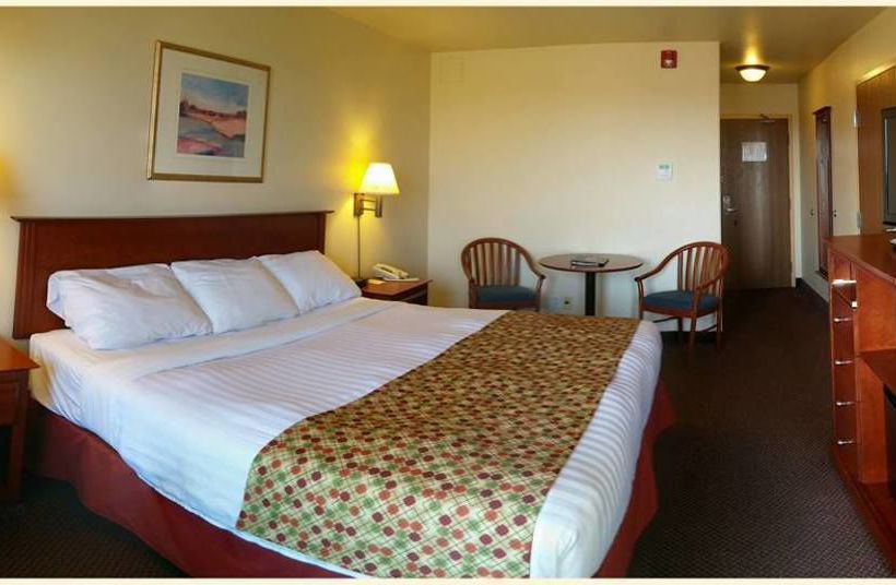 Hotel Super 8 Caraquet | Caraquet | New Brunswick | Canada 8