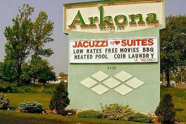 Arkona Motel | Niagara Falls | Ontario | Canada 6