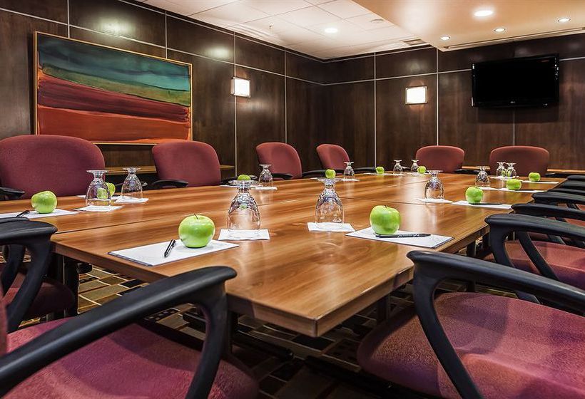 Hotel Metterra on White | Edmonton | Alberta | Canada 10