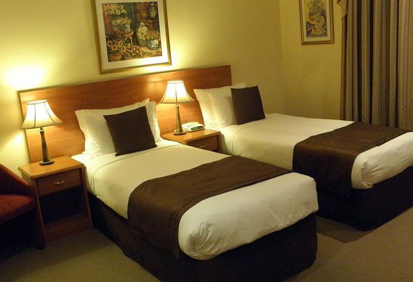 Hotel Charsfield | Melbourne | Victoria | Australia 6