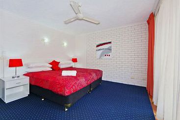 Broadbeach Travel Inn Apartments | Broadbeach | Queensland | Australia 16