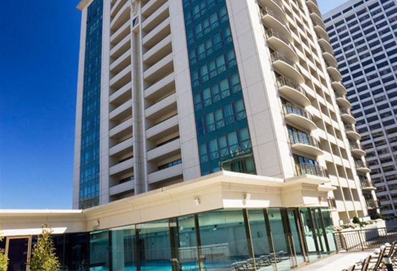 Hotel Mantra on Russell Victoria