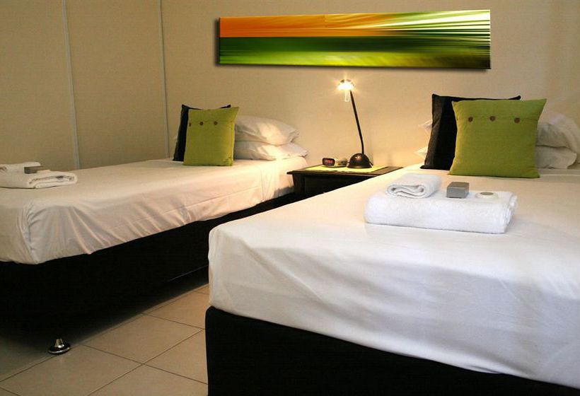 Hotel Marlin Cove Resort | Trinity Beach | Queensland | Australia 8