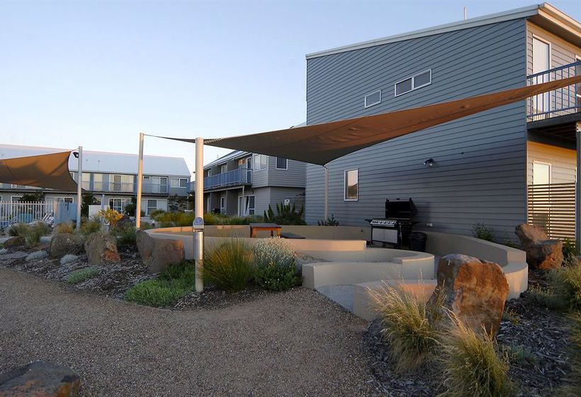 Hotel Quest Williamstown North Williamstown