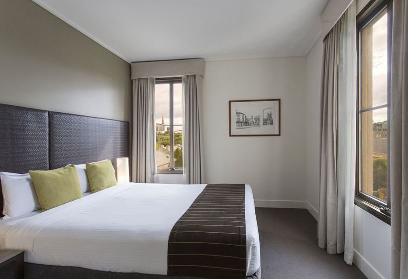 Hotel Mantra on Jolimont