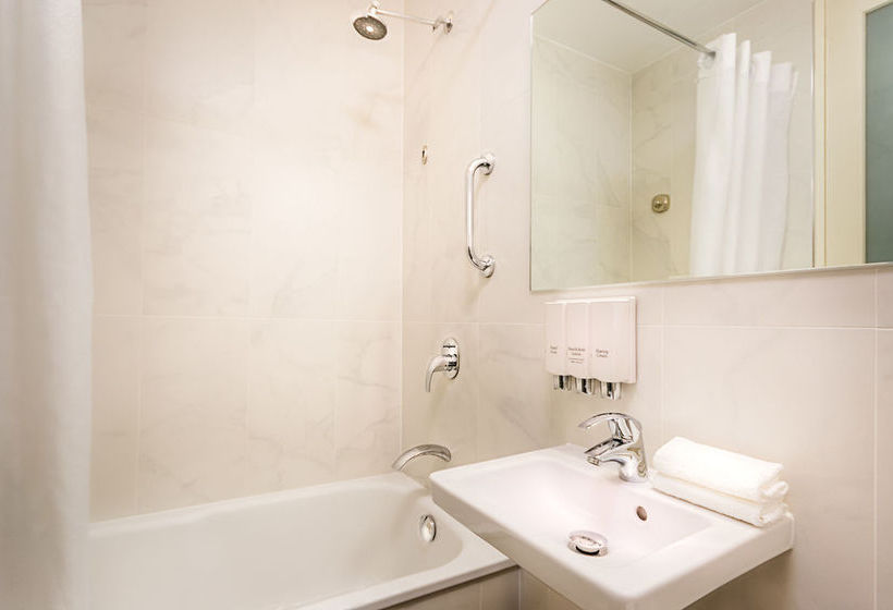 City Limits Hotel Apartment | Melbourne | Victoria | Australia 12