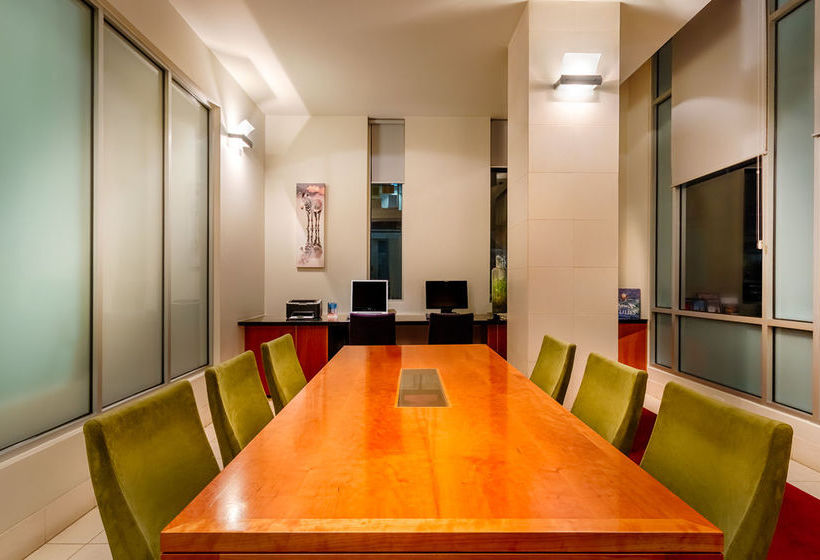 City Limits Hotel Apartment | Melbourne | Victoria | Australia 17