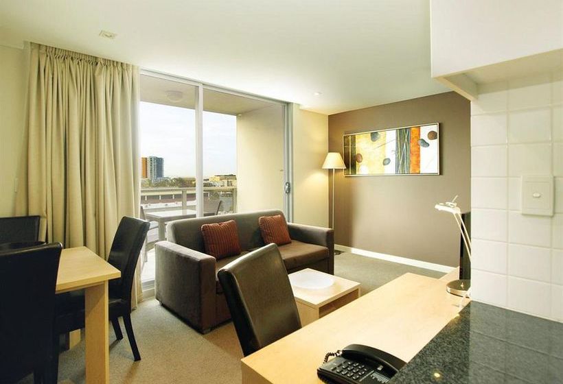 Hotel Oaks Embassy | Adelaide | South Australia | Australia 5