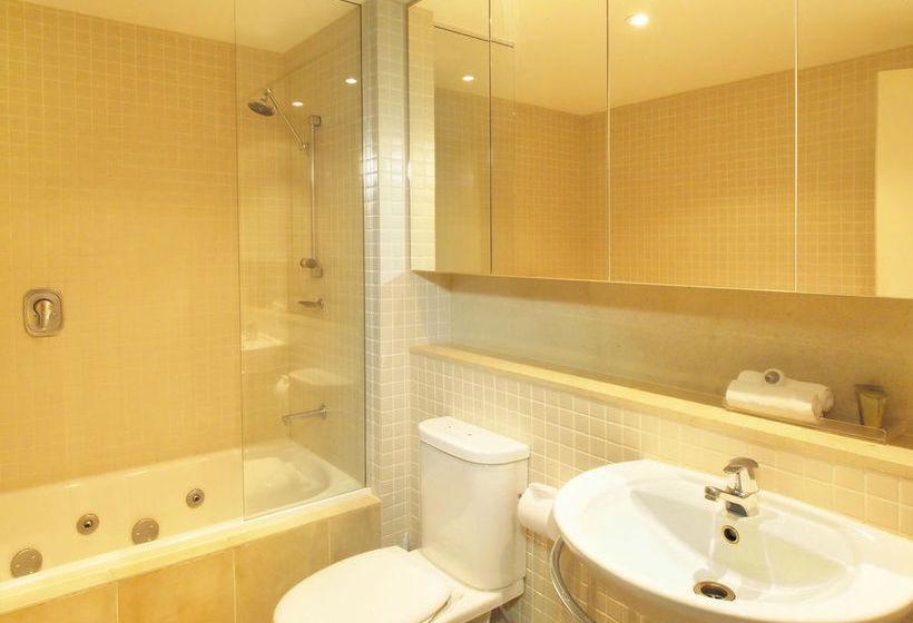 Hotel Oaks Plaza Pier | Glenelg | South Australia | Australia 11