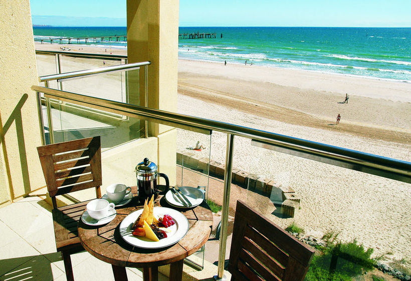 Hotel Oaks Plaza Pier | Glenelg | South Australia | Australia 4
