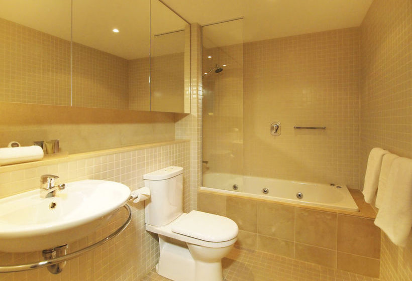 Hotel Oaks Plaza Pier | Glenelg | South Australia | Australia 8