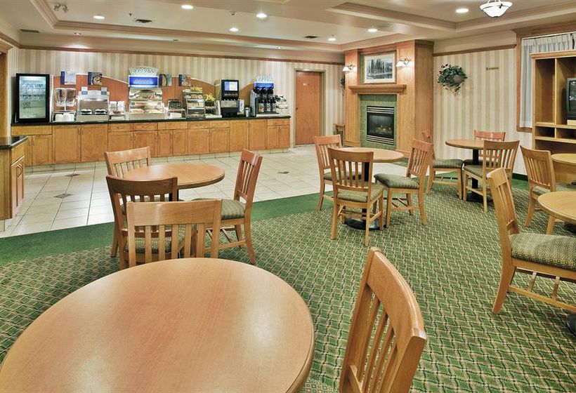 Hotel Holiday Inn Express Vernon | Vernon | British Columbia | Canada 1