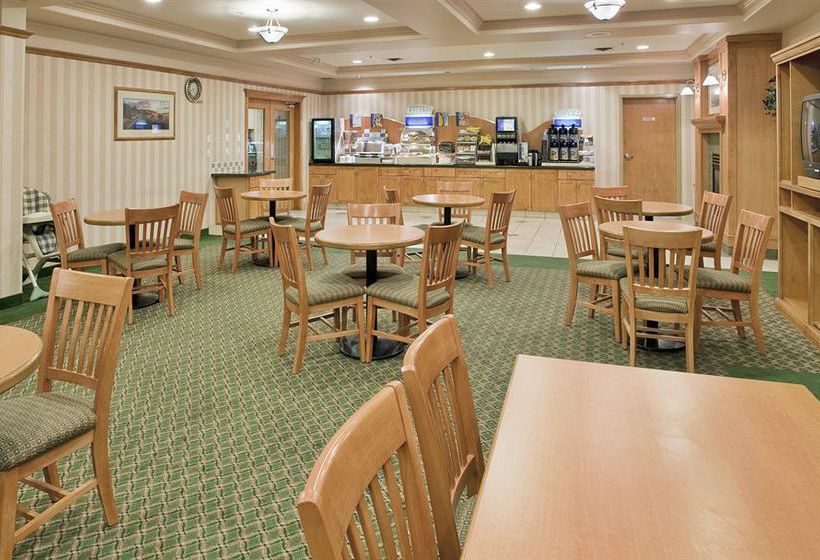 Hotel Holiday Inn Express Vernon | Vernon | British Columbia | Canada 3