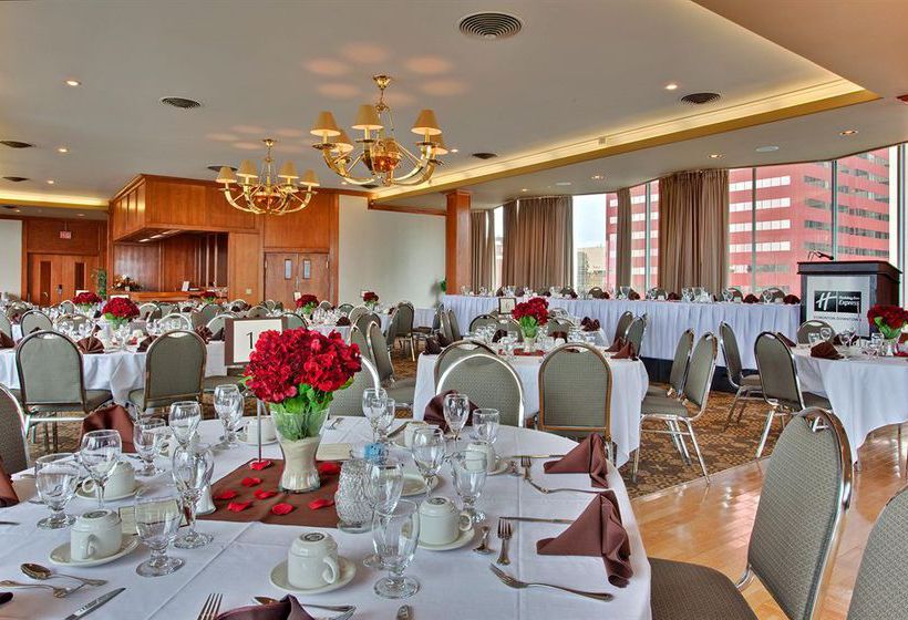 Hotel Holiday Inn Express Edmonton Downtown | Edmonton | Alberta | Canada 5