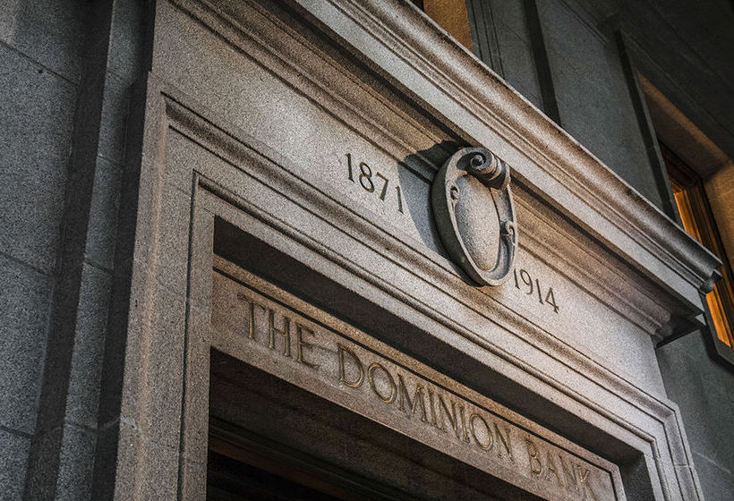 One King West Hotel & Residences | Toronto | Ontario | Canada 5