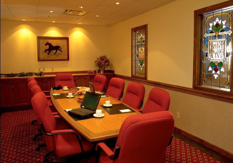 Hotel Tour Des Voyageurs | Mont Tremblant | Quebec | Canada 19