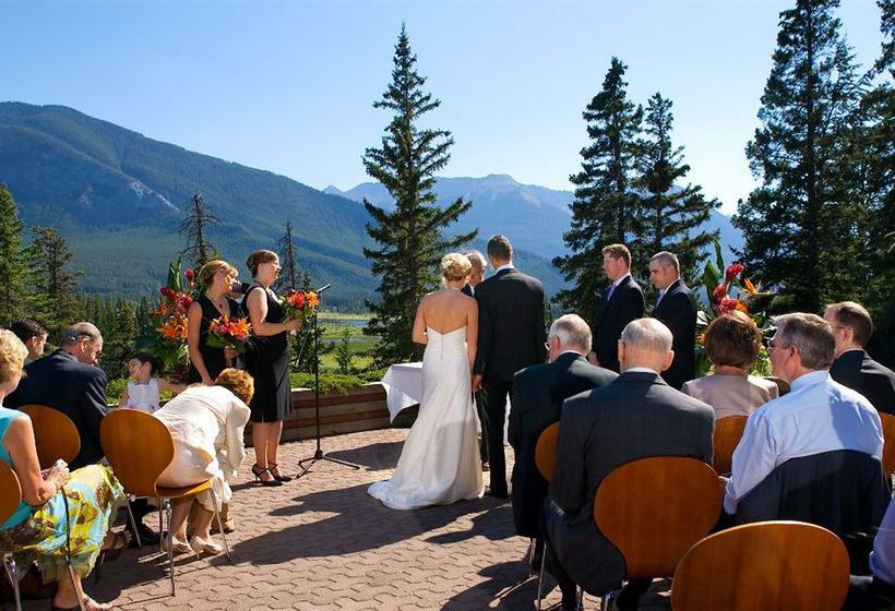 The Juniper Hotel | Banff | Alberta | Canada 3