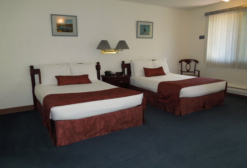 Raven Hotel Haines Junction