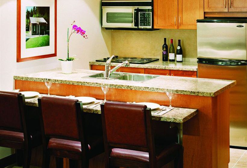 Hotel Pan Pacific Whistler Village Centre