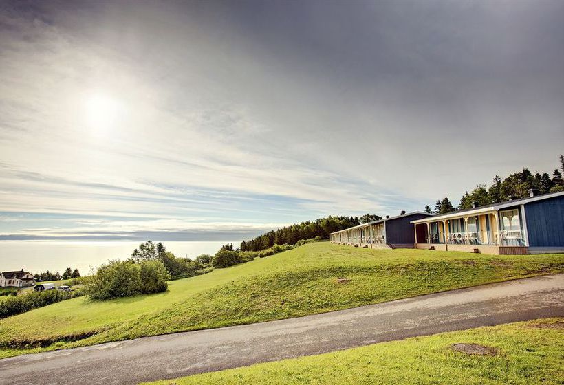 Hotel Auberge Fort Prevel | Saint-Georges-de-Malbaie | Quebec | Canada 2