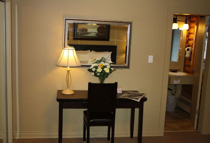 Hotel Overlander Mountain Lodge | Hinton | Alberta | Canada 12