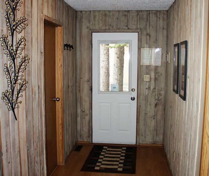 Hotel Overlander Mountain Lodge | Hinton | Alberta | Canada 3