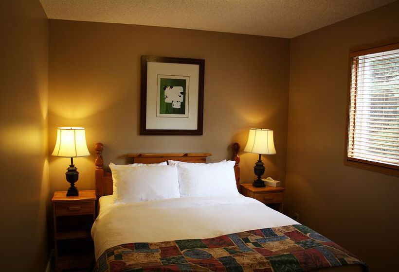 Hotel Overlander Mountain Lodge | Hinton | Alberta | Canada 7