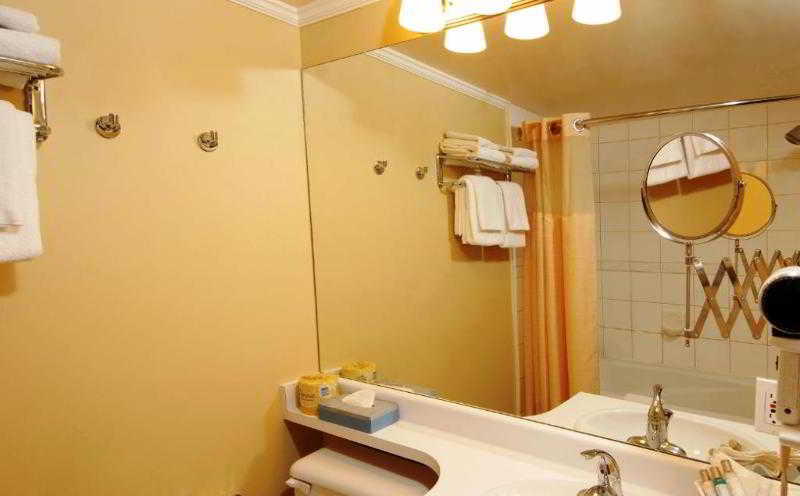 Hotel Robson Suites | Vancouver | British Columbia | Canada 4