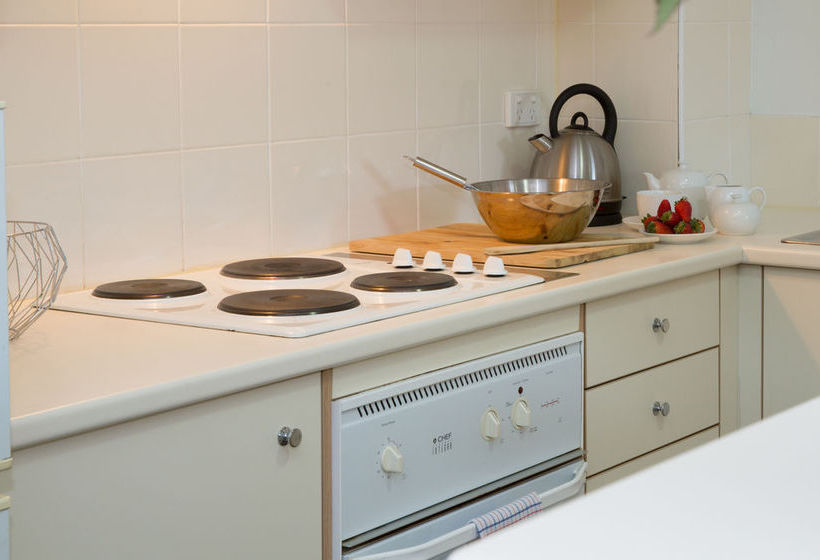 Hotel Adara Camperdown Apartments | Sydney | New South Wales | Australia 7