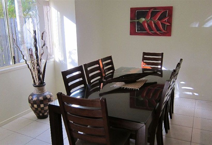 Hotel Byron Lakeside Byron Bay