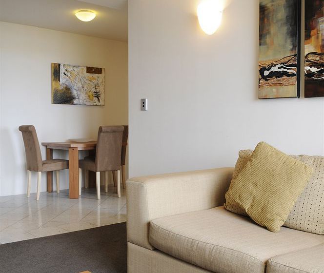 Hotel Park Regis Concierge Apartments | Cremorne | New South Wales | Australia 4