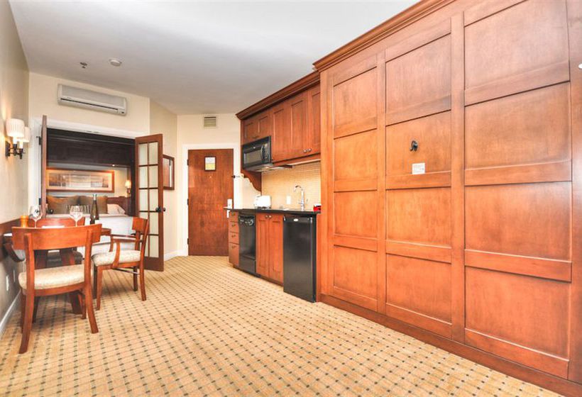 Hotel Chateau Beauvallon | Mont Tremblant | Quebec | Canada 17