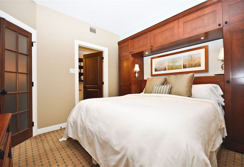 Hotel Chateau Beauvallon | Mont Tremblant | Quebec | Canada 8