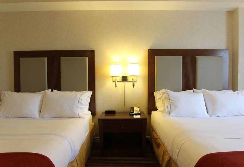 Hotel Holiday Inn Express Whitby | Whitby | Ontario | Canada 18