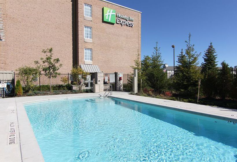 Hotel Holiday Inn Express Whitby | Whitby | Ontario | Canada 4