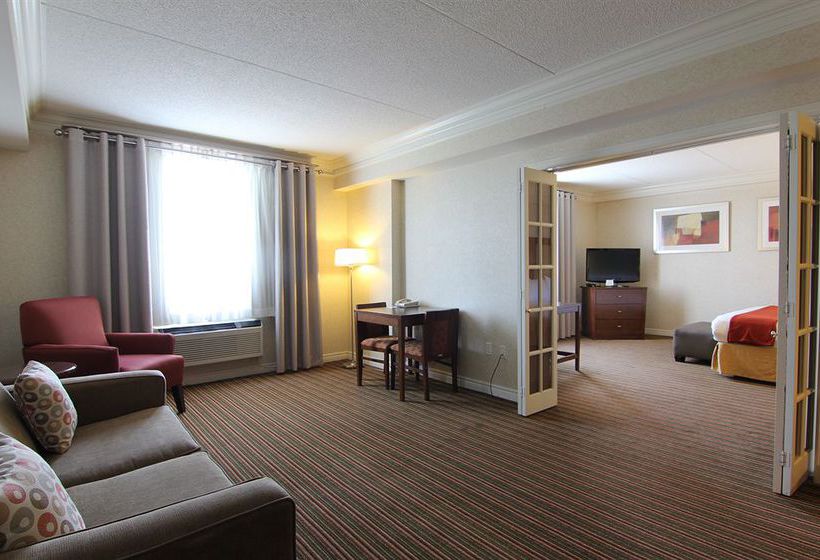 Hotel Holiday Inn Express Whitby | Whitby | Ontario | Canada 9