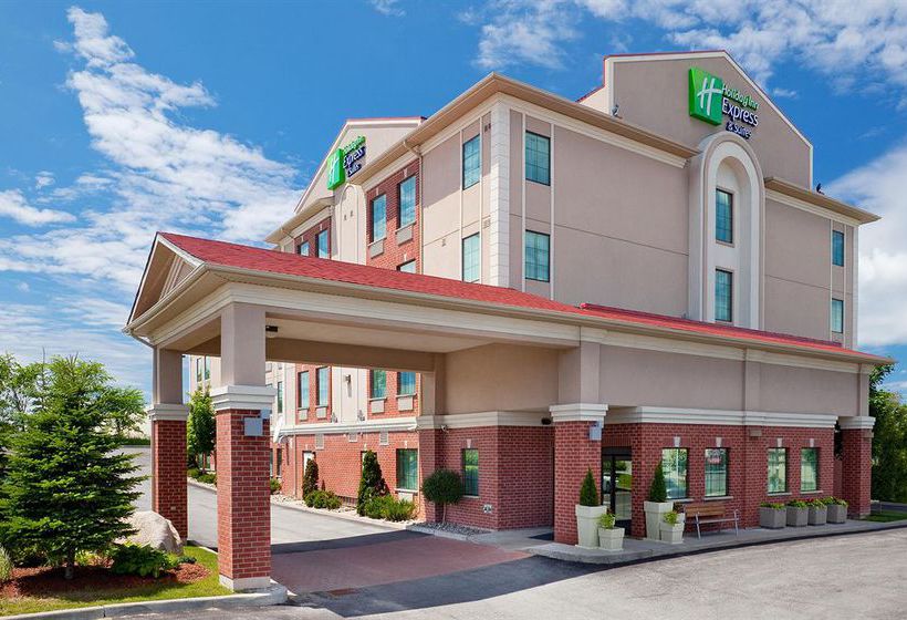Holiday Inn Express Hotel & Suites Barrie | Barrie | Ontario | Canada 2