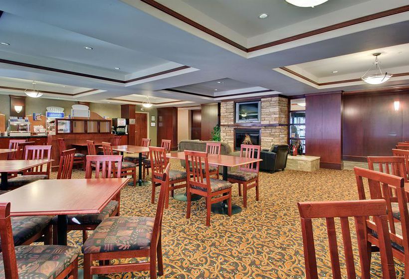 Holiday Inn Express Hotel & Suites Sherwood Park-Edmonton Area | Sherwood Park | Alberta | Canada 13