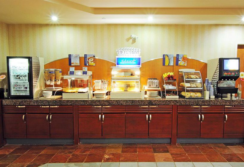 Holiday Inn Express Hotel & Suites Brampton | Brampton | Ontario | Canada 7