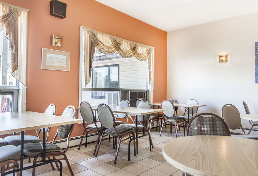 Hotel Econo Lodge Charlottetown | Charlottetown | Prince Edward Island | Canada 14