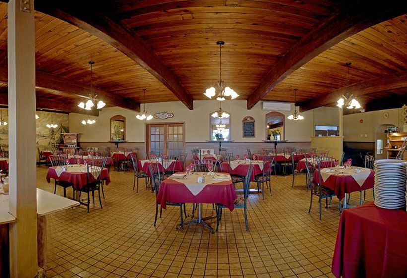 Hotel Econo Lodge Forestville | Forestville | Quebec | Canada 10