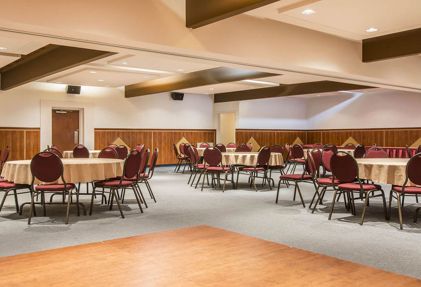 Hotel Econo Lodge Forestville | Forestville | Quebec | Canada 15