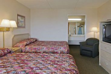 Hotel Howard Johnson Inn Toronto Downtown West | Toronto | Ontario | Canada 9