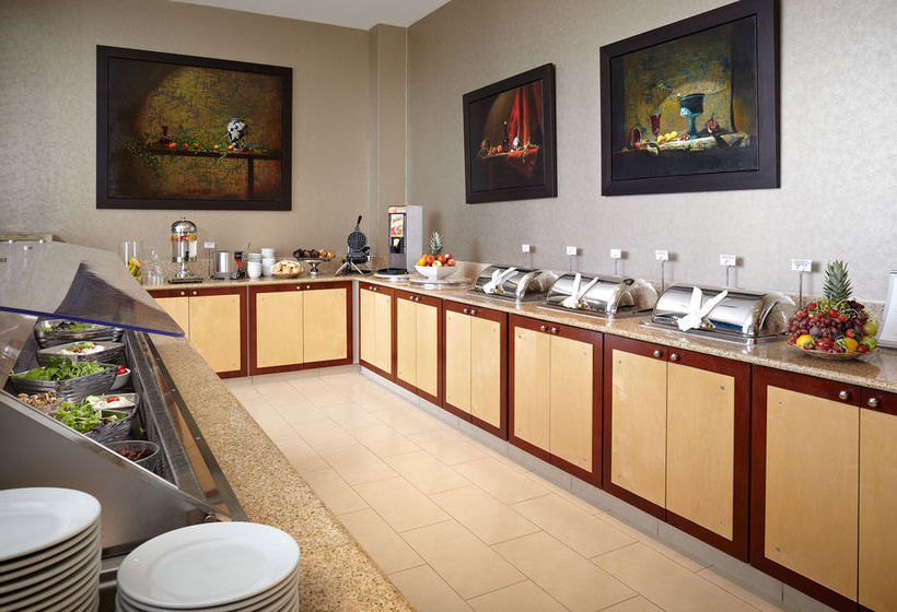 Hotel Courtyard By Marriott Montreal Airport | Montreal | Quebec | Canada 1