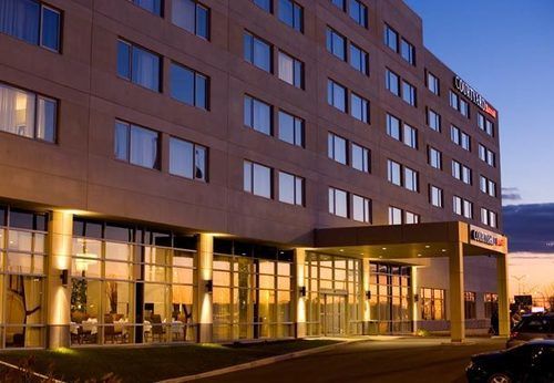 Hotel Courtyard By Marriott Montreal Airport | Montreal | Quebec | Canada 15