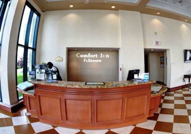 Hotel Comfort Inn Fallsview | Niagara Falls | Ontario | Canada 3