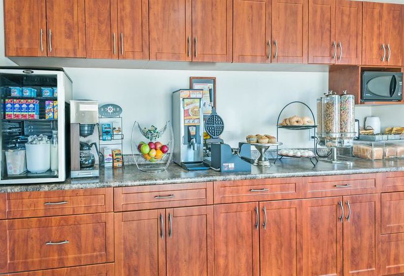 Motel Super 8 100 Mile House | 100 Mile House | British Columbia | Canada 1