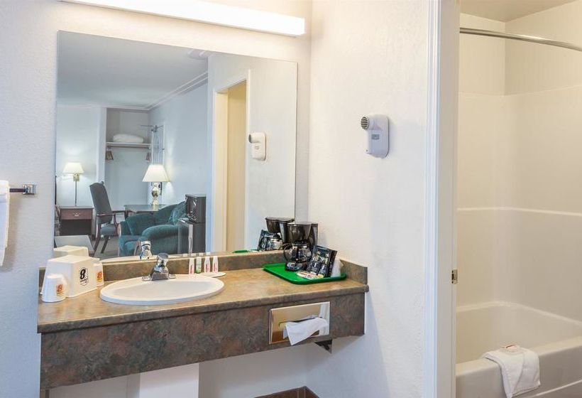 Motel Super 8 100 Mile House | 100 Mile House | British Columbia | Canada 6