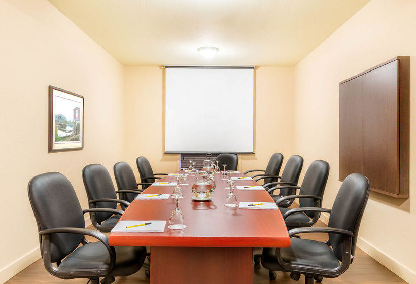 Super 8 Motel St John's | St. John'S | Newfoundland and Labrador | Canada 13