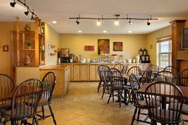 Hotel Quality Inn & Suites | Charlottetown | Prince Edward Island | Canada 5